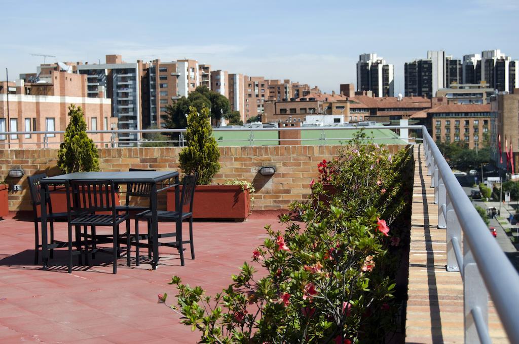 122 Plaza Apartahotel Bogotá Exteriör bild